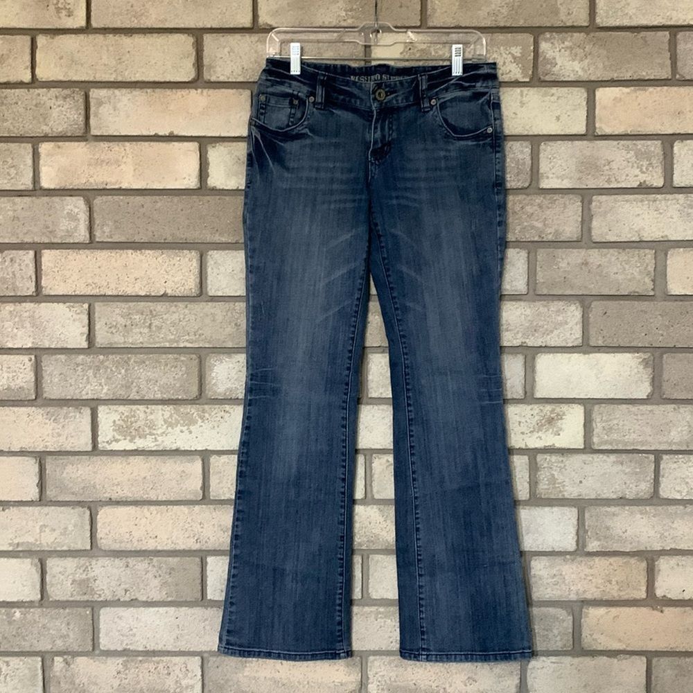 3for$20 jeans size 7 junior